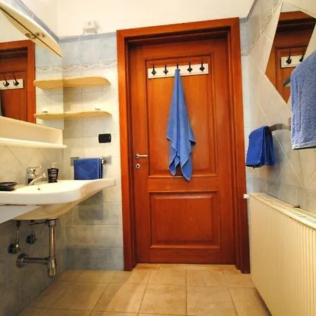 Ferienwohnung In Mit Mit Gemeinschaftspool オロゼーイ